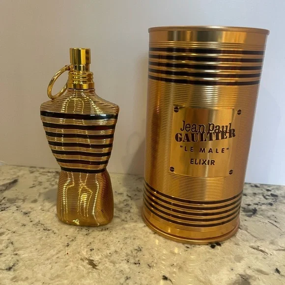 Jean Paul Gaultier
Le Male Elixir Spray, 2.5 oz. Used - Picture 3 of 4